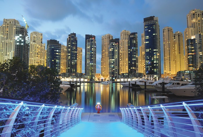 m129-dubay-nochnoy-pirs