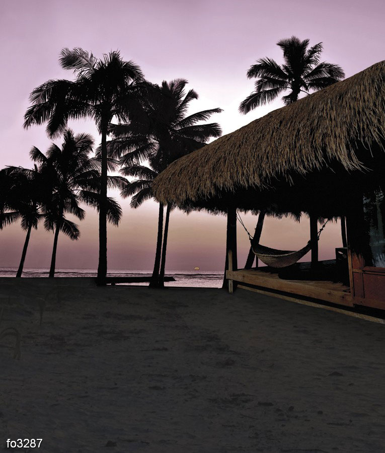 zakat-na-tropicheskom-plyazhe