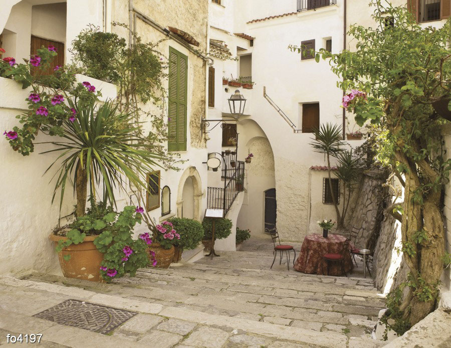 ulitsa-v-gorodke-sperlonga