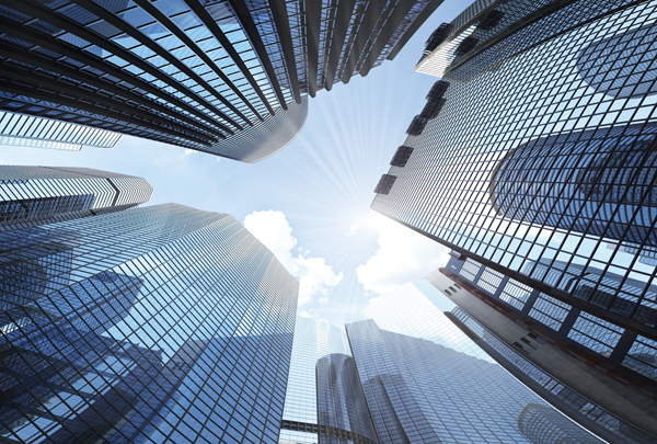 m-255-kolodets-iz-ofisnykh-zdaniy-i-solntse