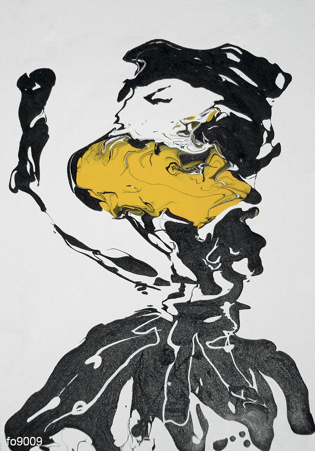 madam-v-zheltom-sharfe