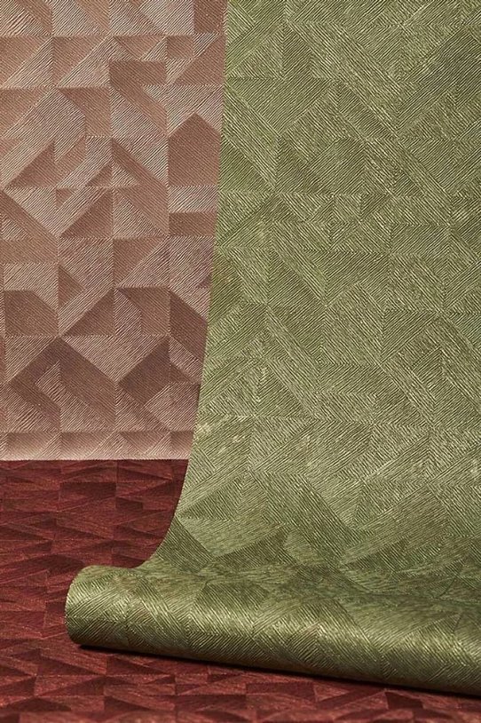 oboi-z54538-zambaiti-parati-fuksas